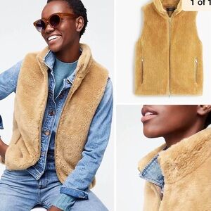 J CREW EXCURSION TEDDY VEST CAMEL TAN EUC SZ SMALL